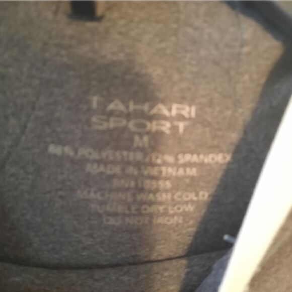 NWT Tahari Sport Long Sleeve Gray Shirt M - Picture 2 of 4